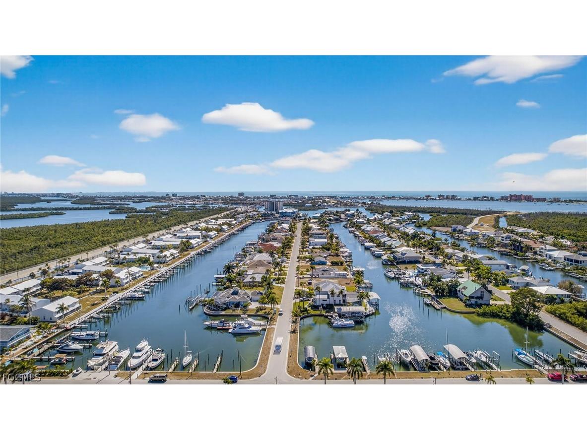 12130 Siesta Drive Fort Myers Beach FL 33931 225019949 image36