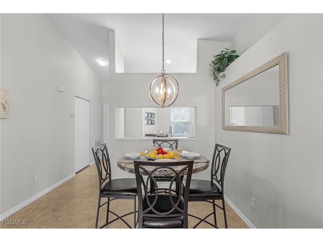 12131 Summergate Circle #203 Fort Myers FL 33913 2025018795 image12