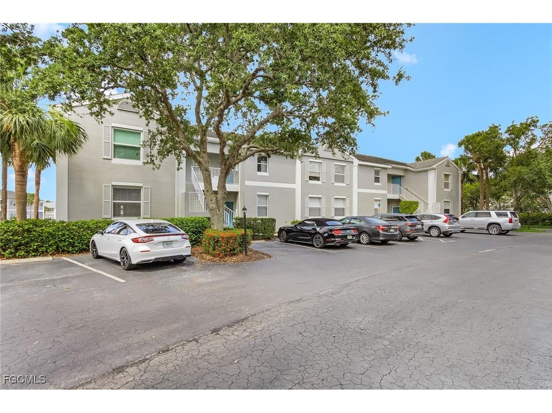 12131 Summergate Circle #203 Fort Myers FL 33913 2025018795 image4