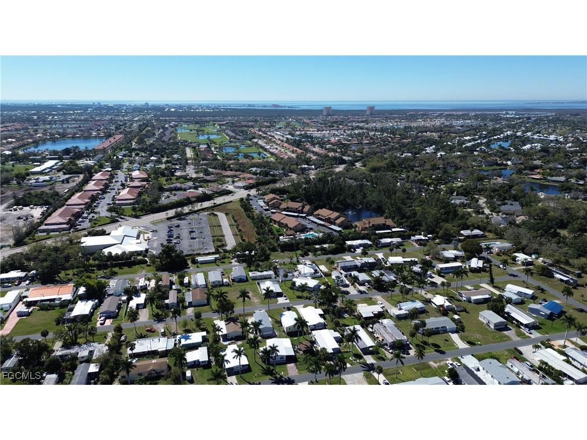 12135 Hibiscus Drive Fort Myers FL 33908 2025025213 image10