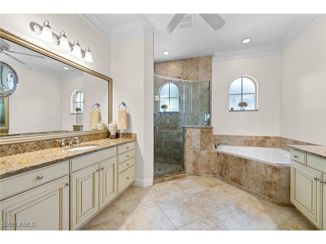 12137 Wicklow Lane Naples FL 34120 226005779 image28