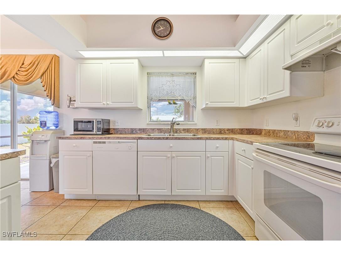 1214 NE 14th Place Cape Coral FL 33909 226000833 image9