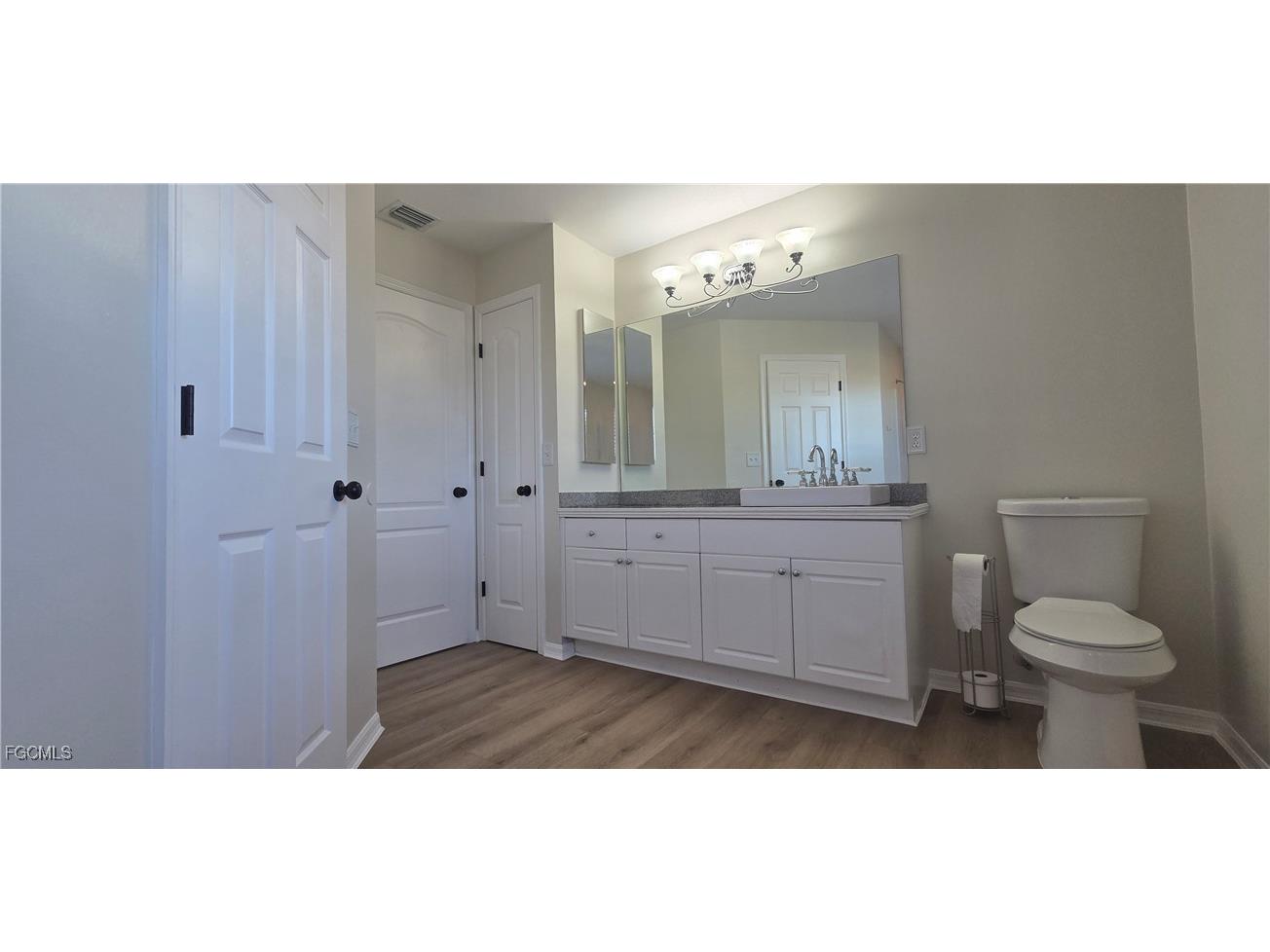 1214 NE 18th Place Cape Coral FL 33909 2025023400 image13