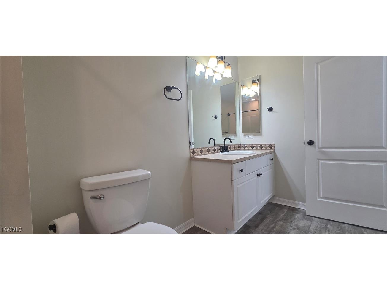 1214 NE 18th Place Cape Coral FL 33909 2025023400 image19