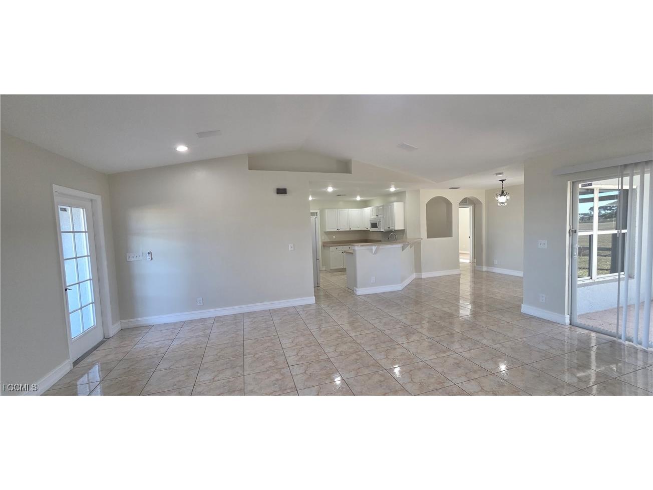 1214 NE 18th Place Cape Coral FL 33909 2025023400 image4