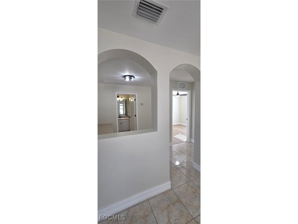 1214 NE 18th Place Cape Coral FL 33909 2025023400 image9