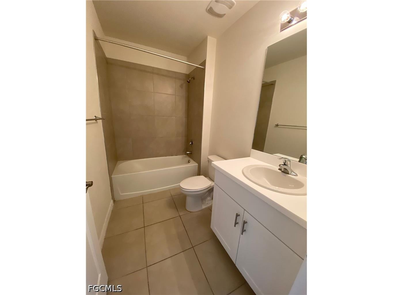 1214 SW Embers Terrace Cape Coral FL 33991 2026018787 image5