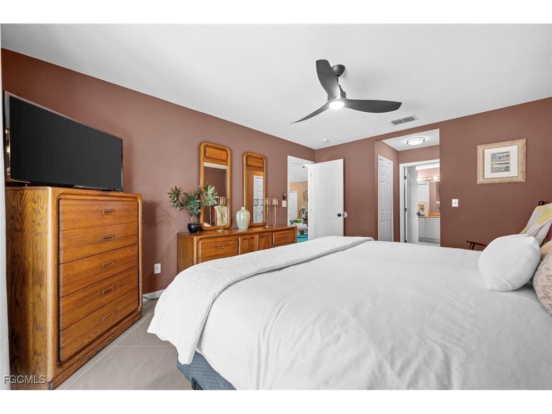 1214 SW Santa Barbara Place Cape Coral FL 33991 2026006362 image12