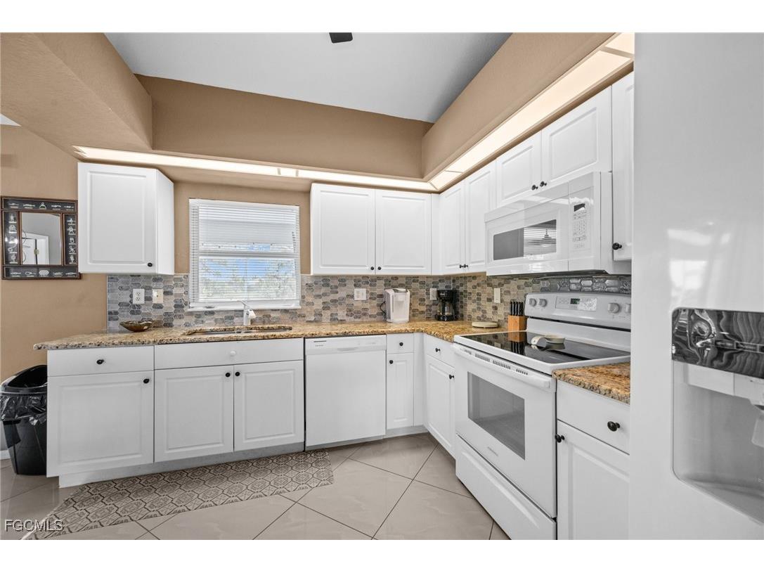 1214 SW Santa Barbara Place Cape Coral FL 33991 2026006362 image8