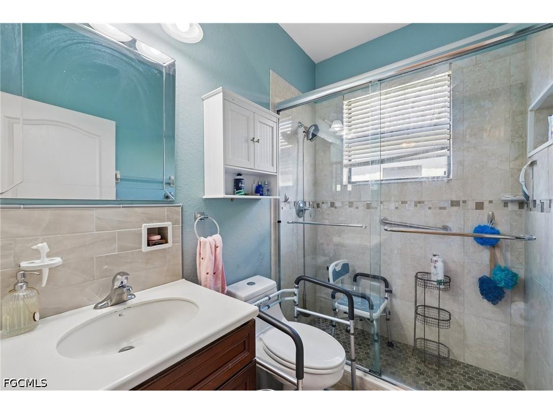 12142 Country Day Circle Fort Myers FL 33913 2026021084 image32