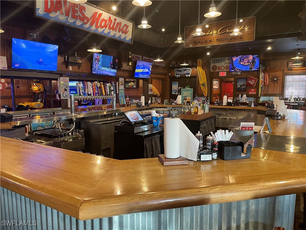 12148 S Cleveland Avenue Fort Myers FL 33907 224051682 image4