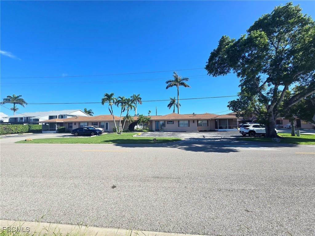 1215-1221 SE 46th Lane Cape Coral FL 33904 2025002834 image1