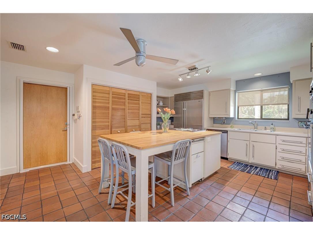 1215 Caloosa Drive Fort Myers FL 33901 2026029609 image12