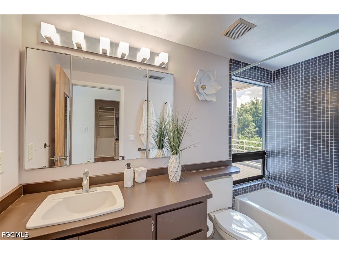 1215 Caloosa Drive Fort Myers FL 33901 2026029609 image28