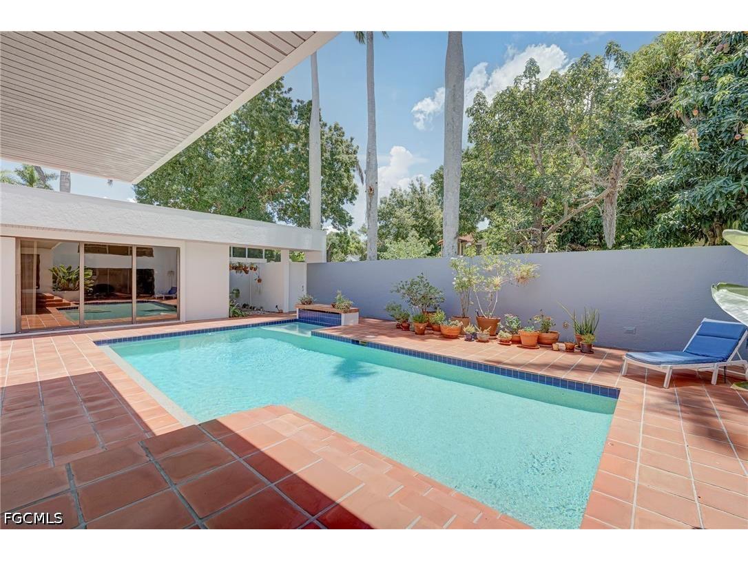 1215 Caloosa Drive Fort Myers FL 33901 2026029609 image35