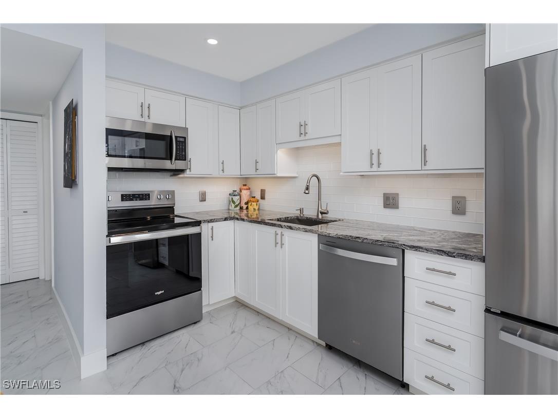 1215 Edington Place #J1/J2 Marco Island FL 34145 225080766 image6