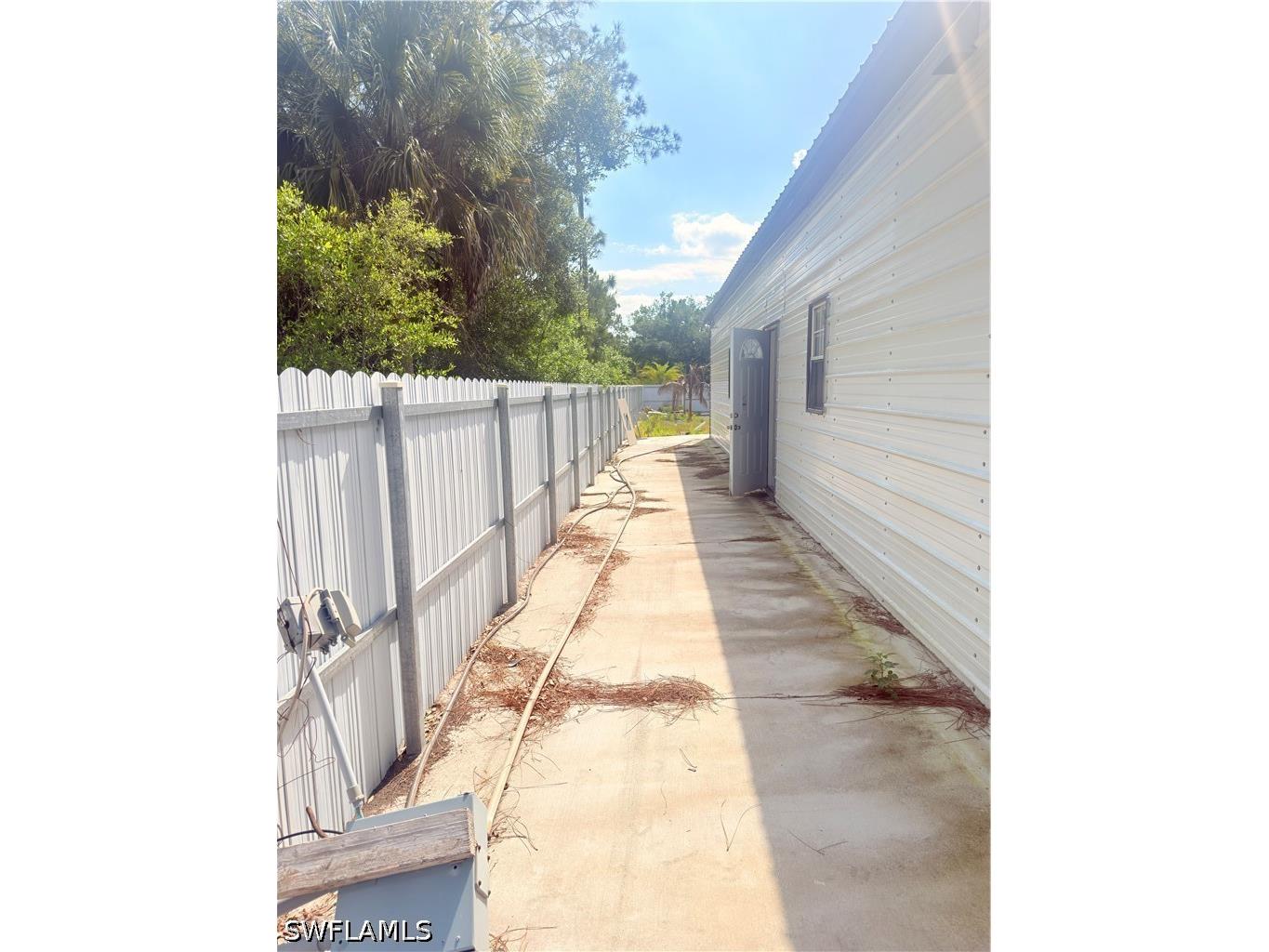  Lehigh Acres FL 33972 226015809 image30