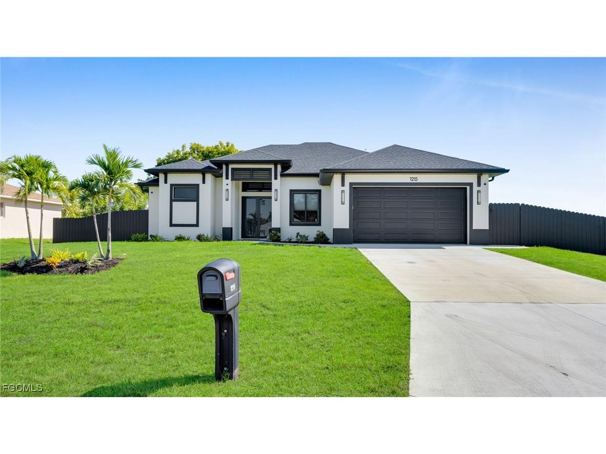 1215 NE 12th Place Cape Coral FL 33909 2025018714 image1