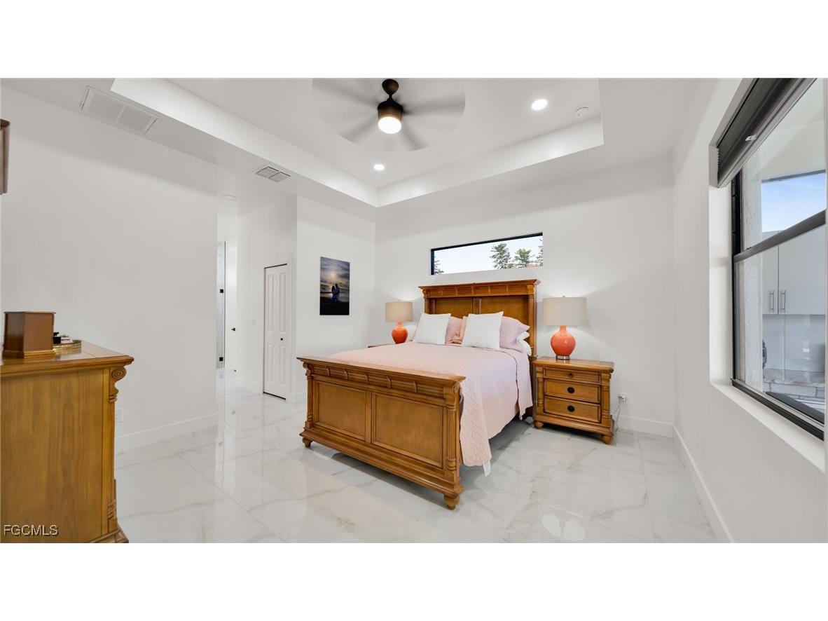 1215 NE 12th Place Cape Coral FL 33909 2025018714 image13