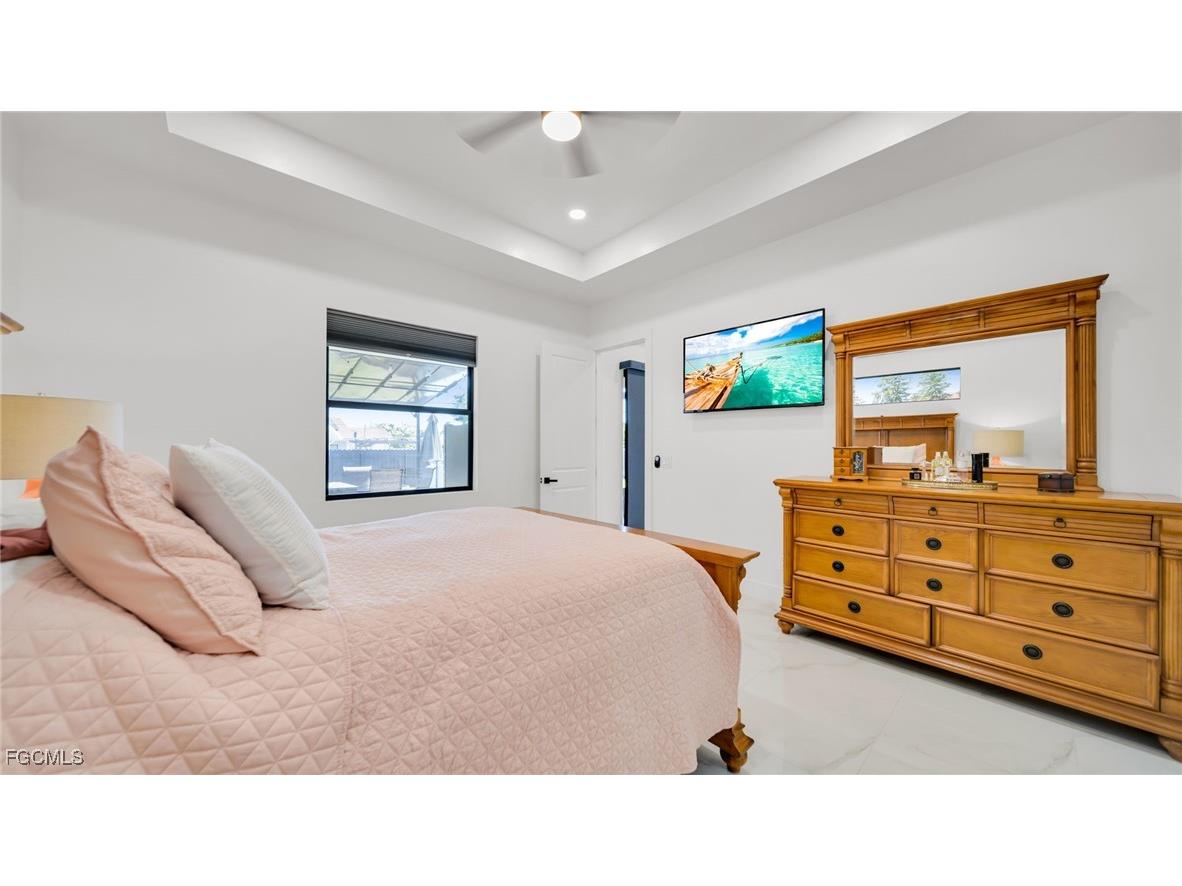 1215 NE 12th Place Cape Coral FL 33909 2025018714 image15