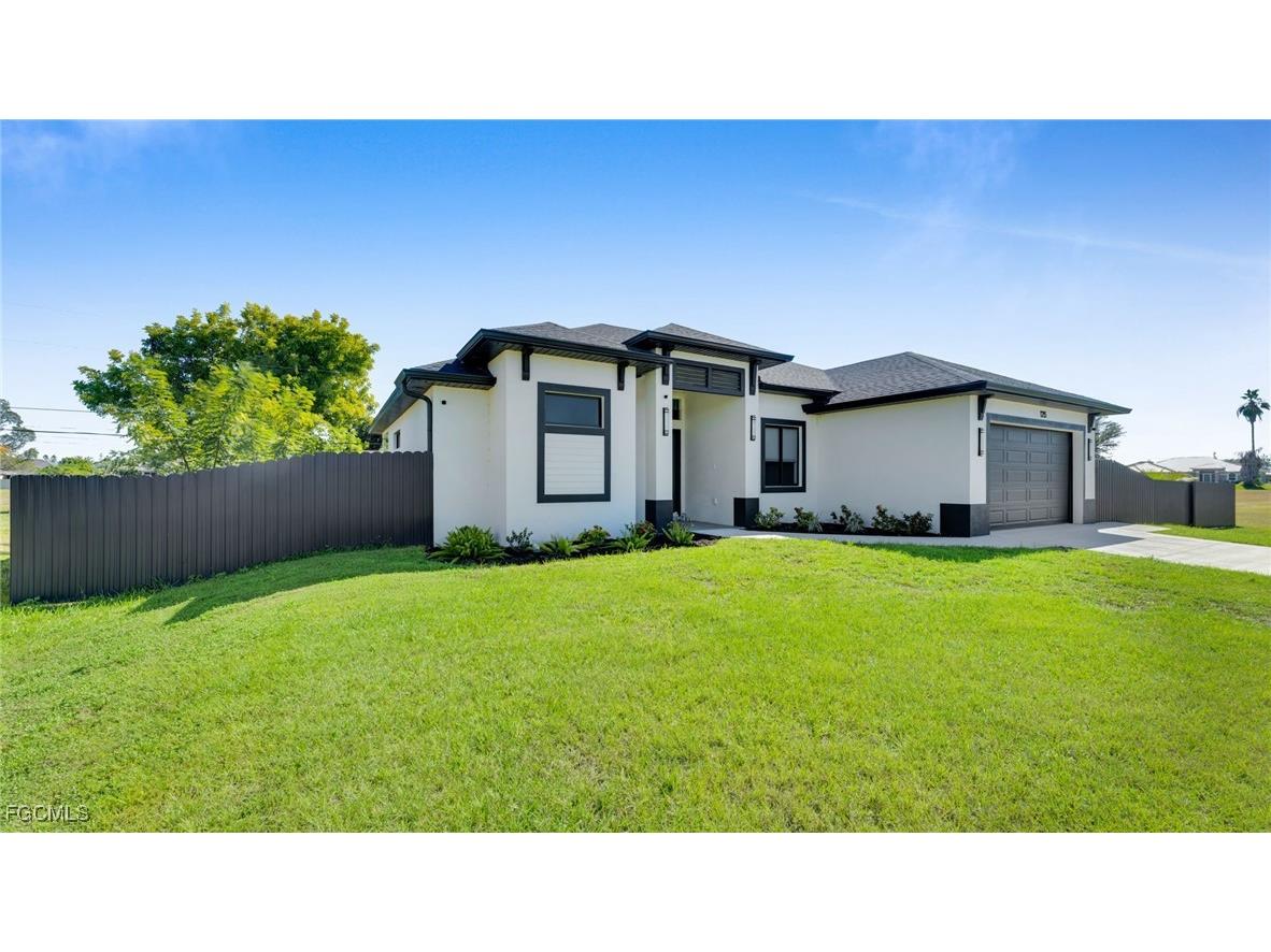 1215 NE 12th Place Cape Coral FL 33909 2025018714 image2