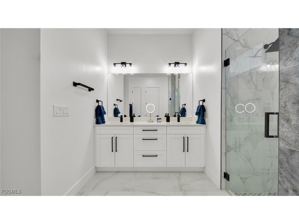 1215 NE 12th Place Cape Coral FL 33909 2025018714 image20