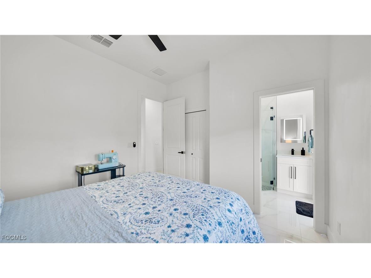 1215 NE 12th Place Cape Coral FL 33909 2025018714 image26