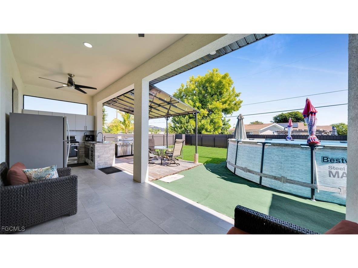 1215 NE 12th Place Cape Coral FL 33909 2025018714 image32