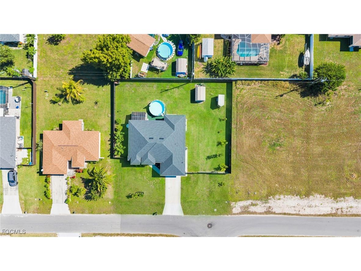 1215 NE 12th Place Cape Coral FL 33909 2025018714 image43