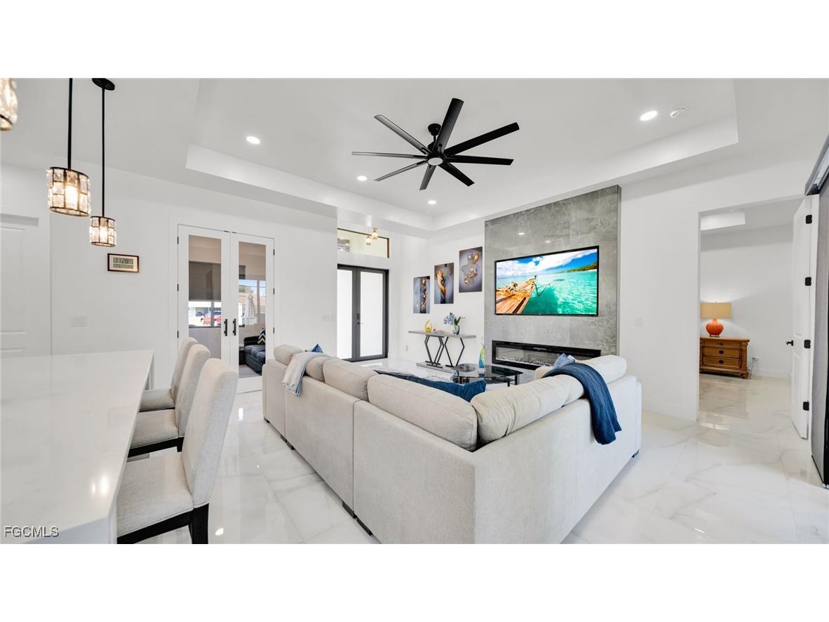 1215 NE 12th Place Cape Coral FL 33909 2025018714 image9