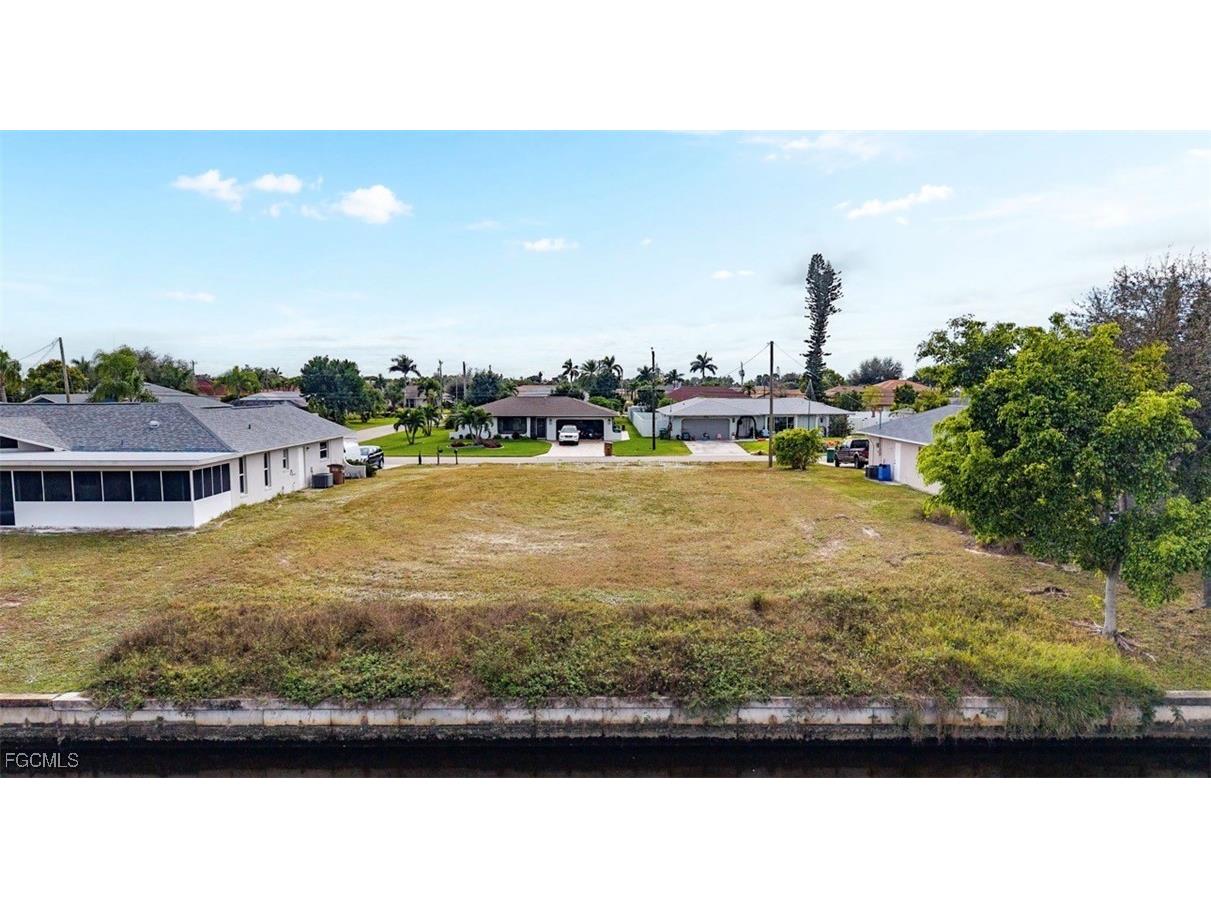1215 SE 16th Street Cape Coral FL 33990 2026001423 image7