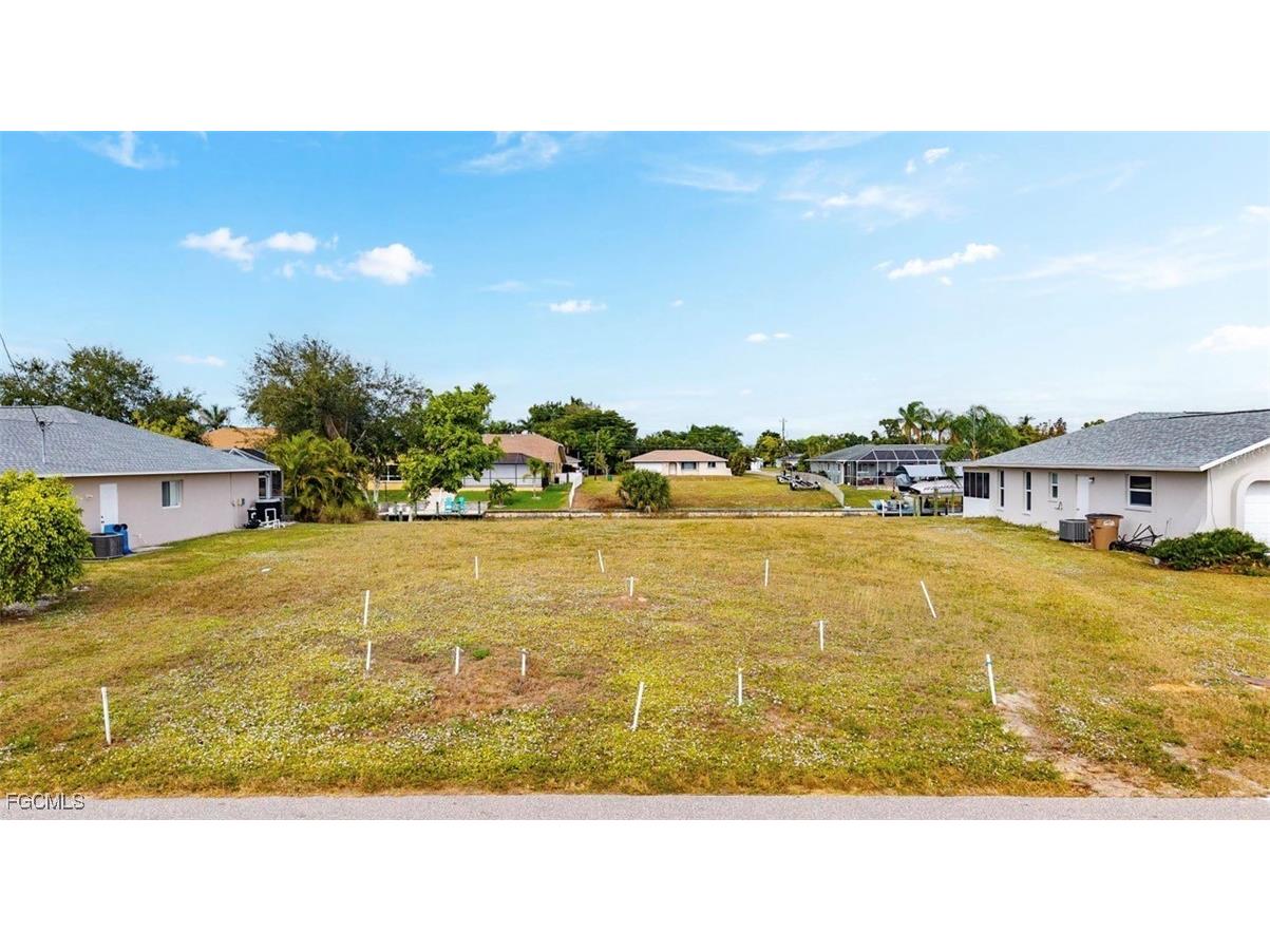 1215 SE 16th Street Cape Coral FL 33990 2026001423 image8