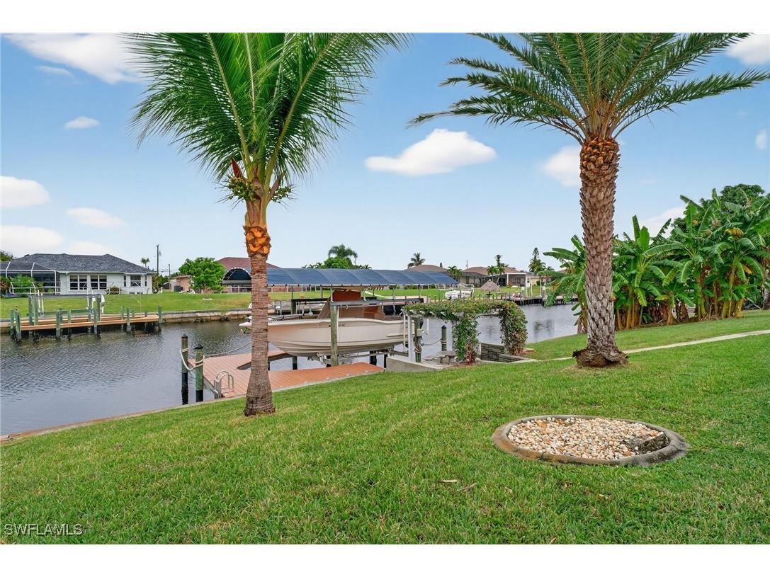 1215 SE 21st Street Cape Coral FL 33990 225078237 image2