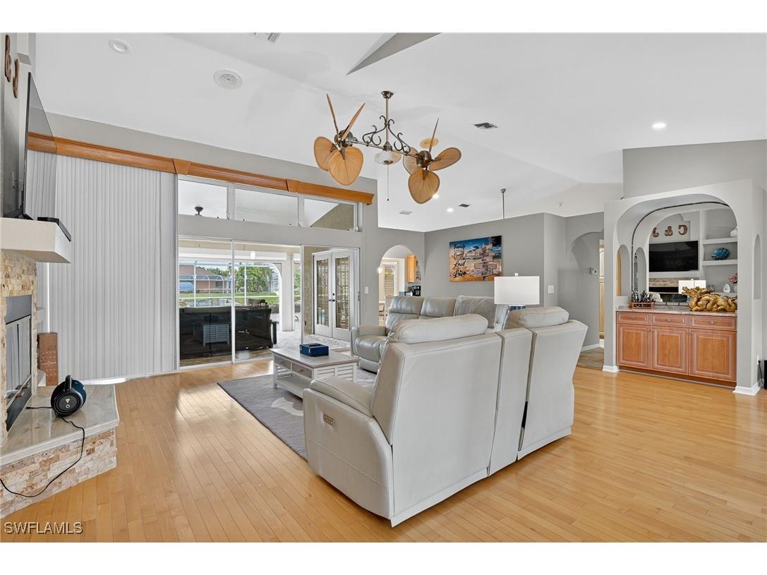 1215 SE 21st Street Cape Coral FL 33990 225078237 image8