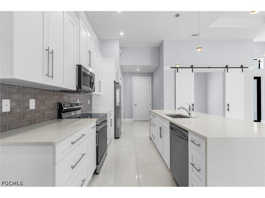 1215 SW 21st Avenue Cape Coral FL 33991 2026013696 image10