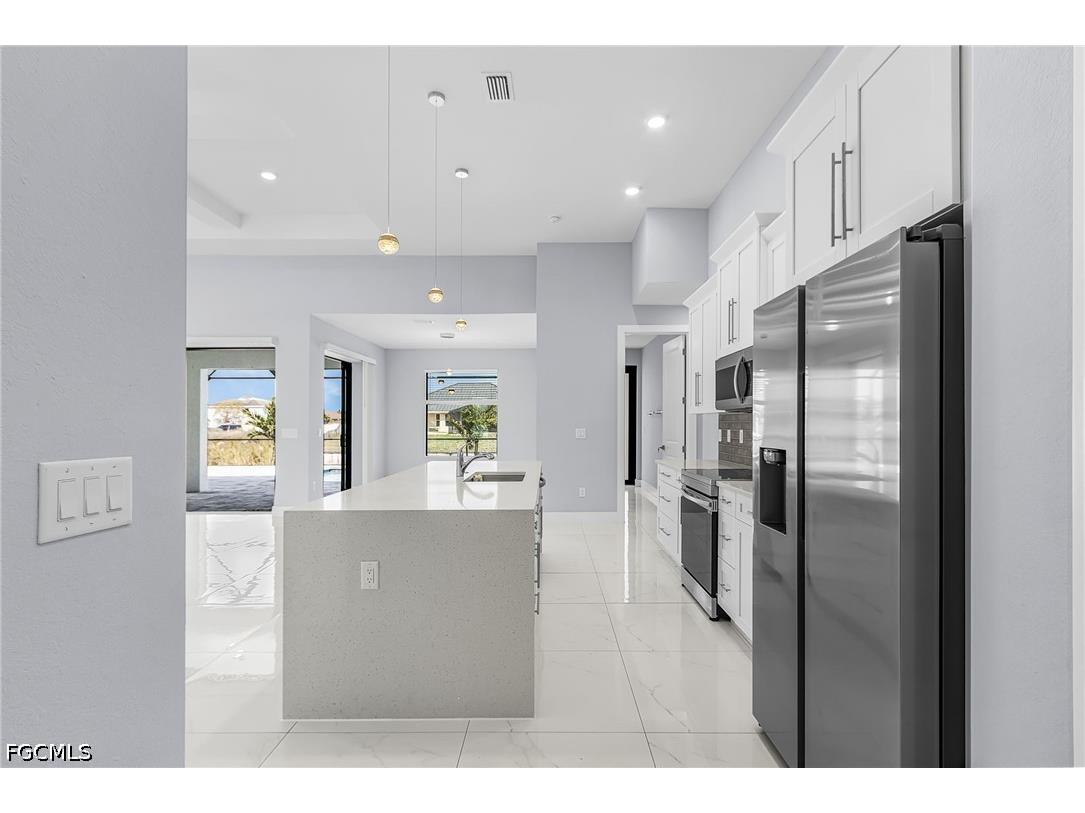 1215 SW 21st Avenue Cape Coral FL 33991 2026013696 image12