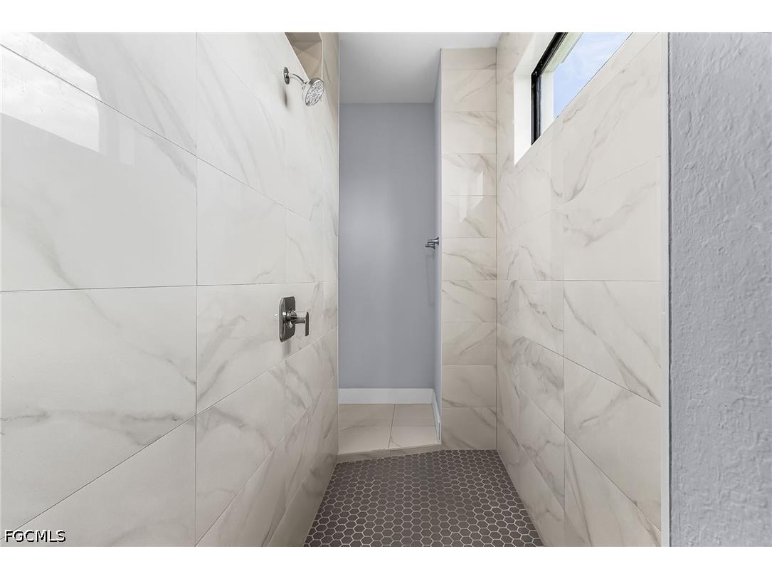 1215 SW 21st Avenue Cape Coral FL 33991 2026013696 image25