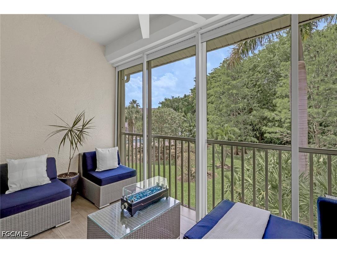 1215 Sarah Jean Circle #J205 Naples FL 34110 2026018325 image18