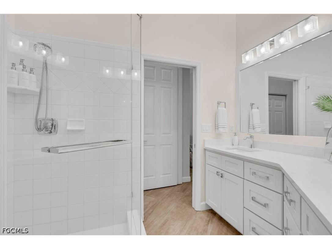 1215 Sarah Jean Circle #J205 Naples FL 34110 2026018325 image24