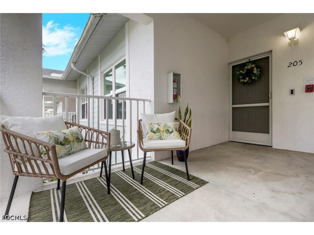 1215 Sarah Jean Circle #J205 Naples FL 34110 2026018325 image28