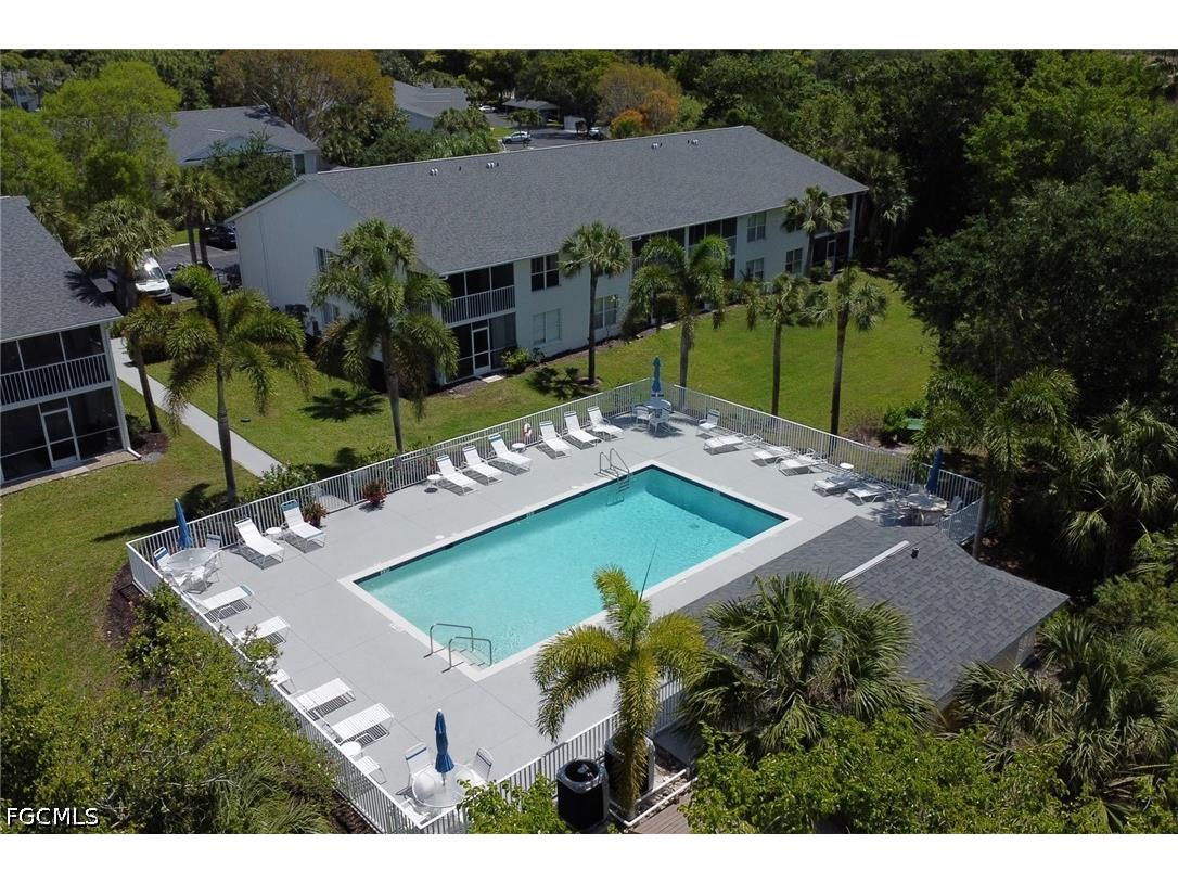 1215 Sarah Jean Circle #J205 Naples FL 34110 2026018325 image29