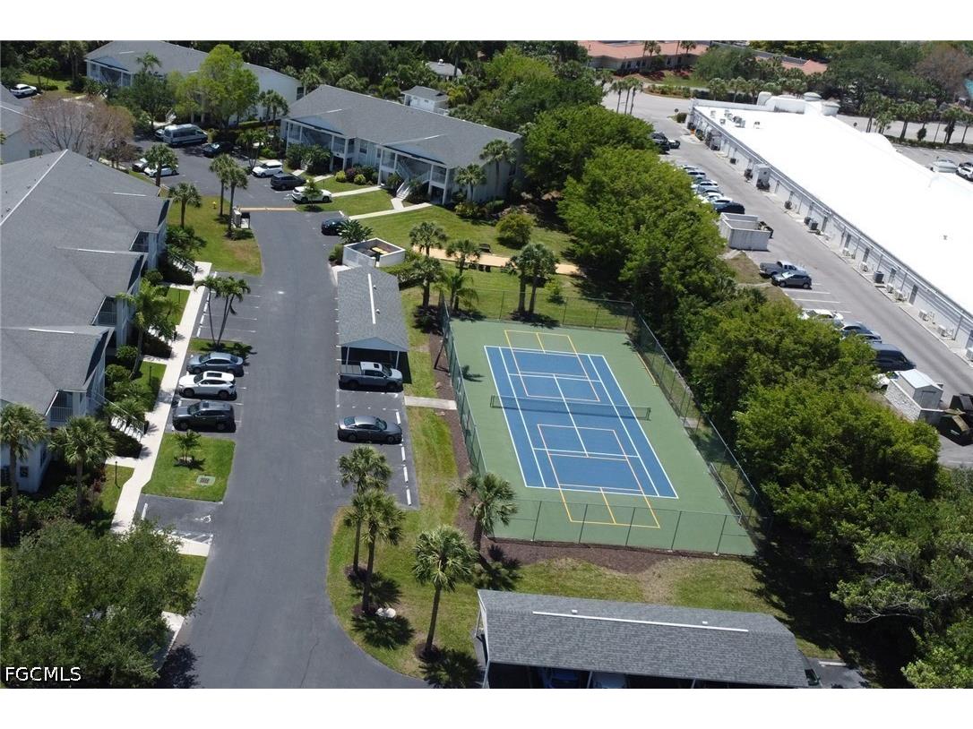 1215 Sarah Jean Circle #J205 Naples FL 34110 2026018325 image49
