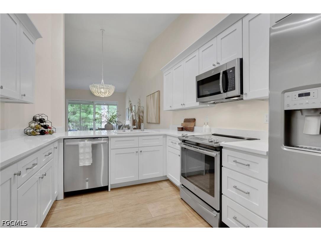 1215 Sarah Jean Circle #J205 Naples FL 34110 2026018325 image5