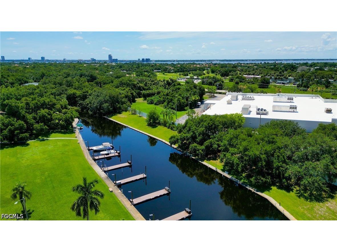 1215 Tropic Terrace North Fort Myers FL 33903 2026024331 image36