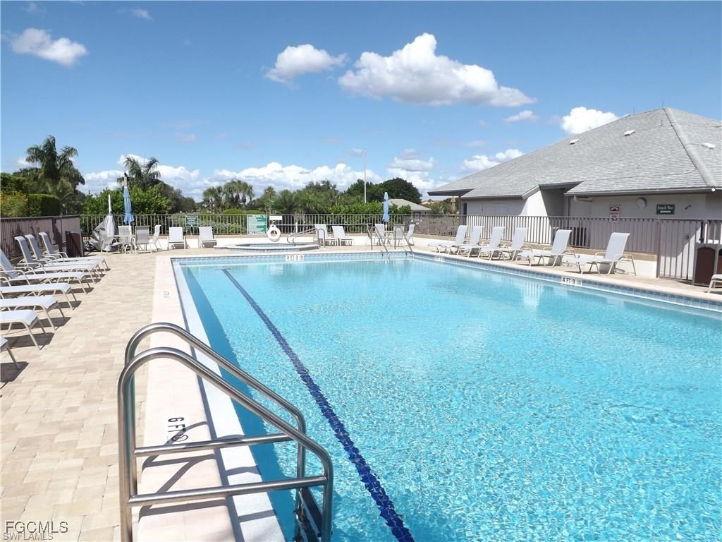 12150 Kelly Sands Way #619 Fort Myers FL 33908 2025000362 image5