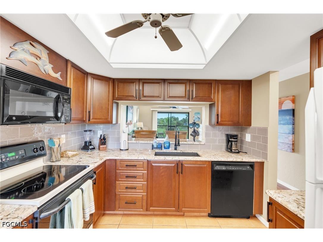 12150 Kelly Sands Way #625 Fort Myers FL 33908 2026025154 image6
