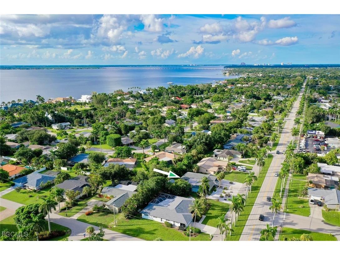 12150 Mcgregor Boulevard Fort Myers FL 33919 2025007374 image1