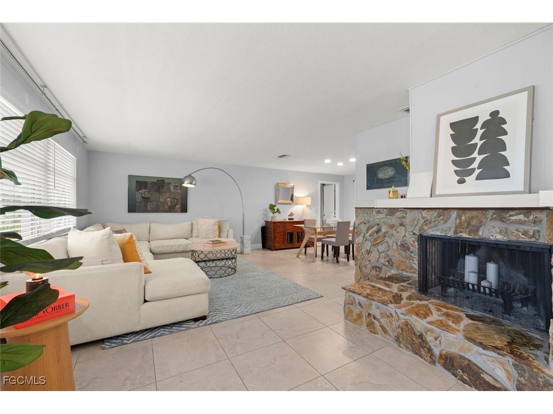 12150 Mcgregor Boulevard Fort Myers FL 33919 2025007374 image10