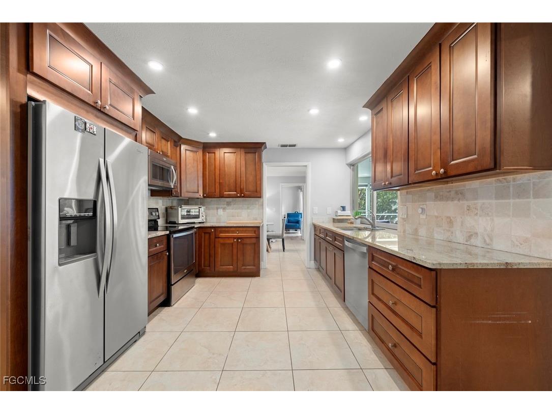 12150 Mcgregor Boulevard Fort Myers FL 33919 2025007374 image18