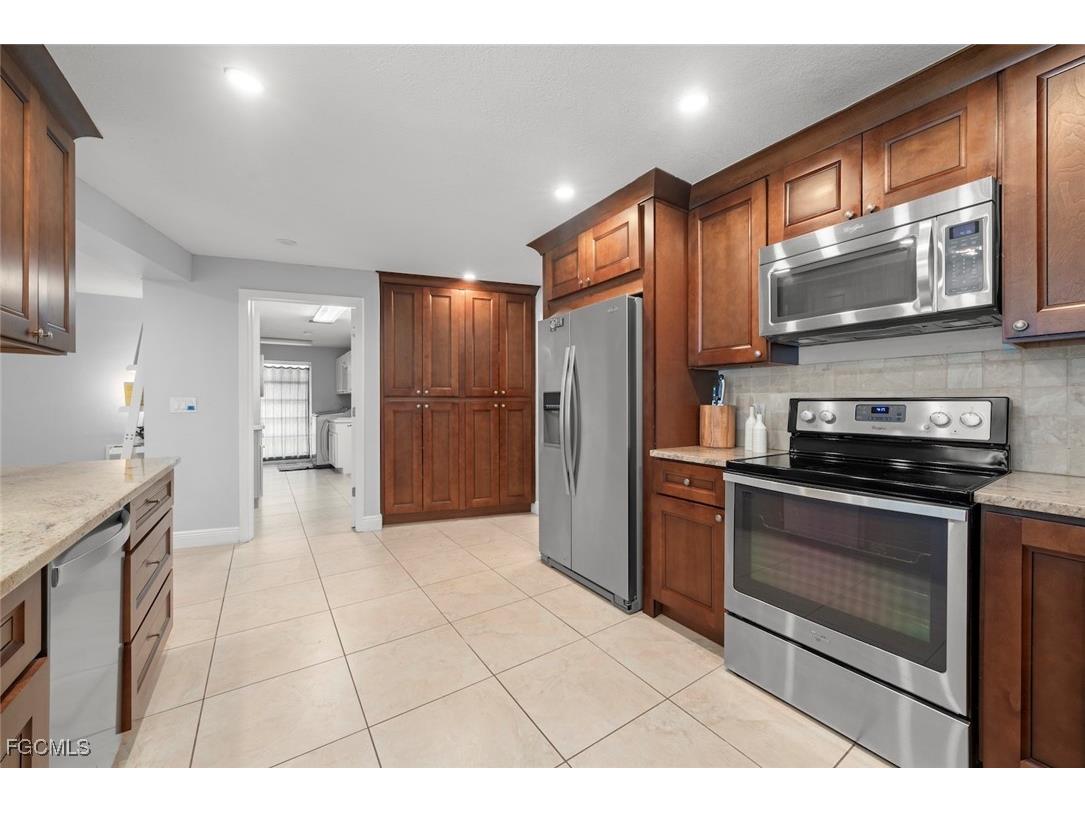 12150 Mcgregor Boulevard Fort Myers FL 33919 2025007374 image19